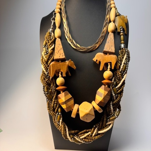 Jewelry - Chunky Vintage Necklace Wood Beads Seeds Carved Animals Boho Maximalist 1970s